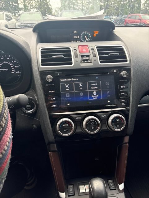 Used 2017 Subaru Forester 2.5i Touring AWD/4WD image 7