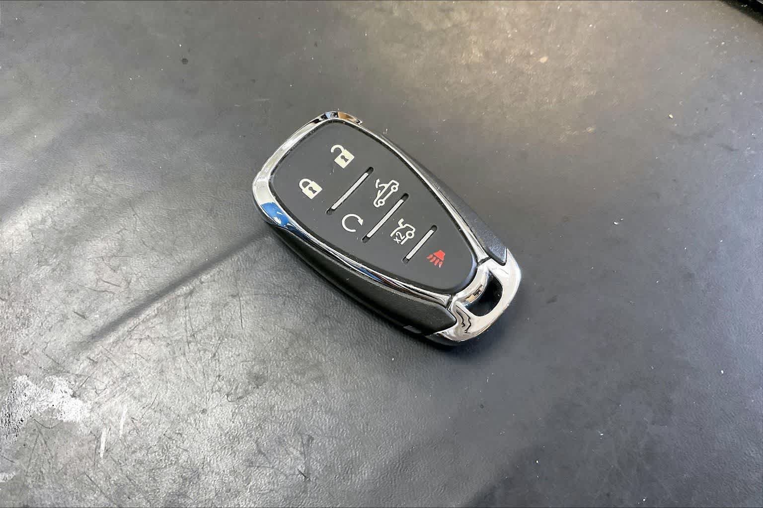 Used 2020 Chevrolet Camaro LT w/ Technology Package RWD image 18