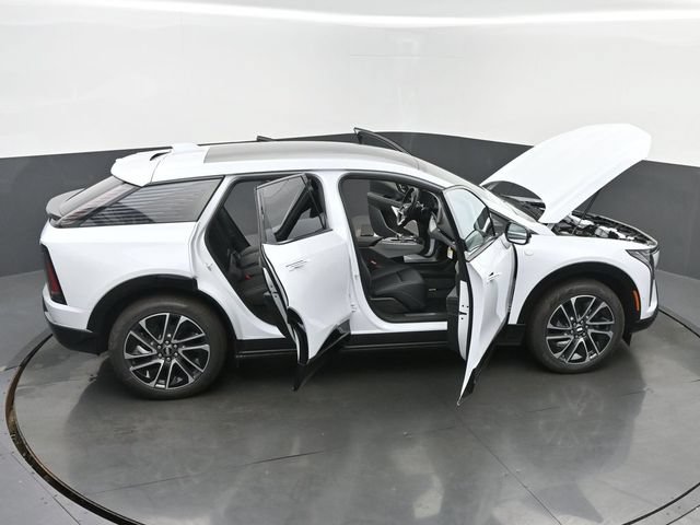 New 2026 Cadillac Optiq Sport 1 w/ LPO, Floor Liner Package AWD/4WD image 66