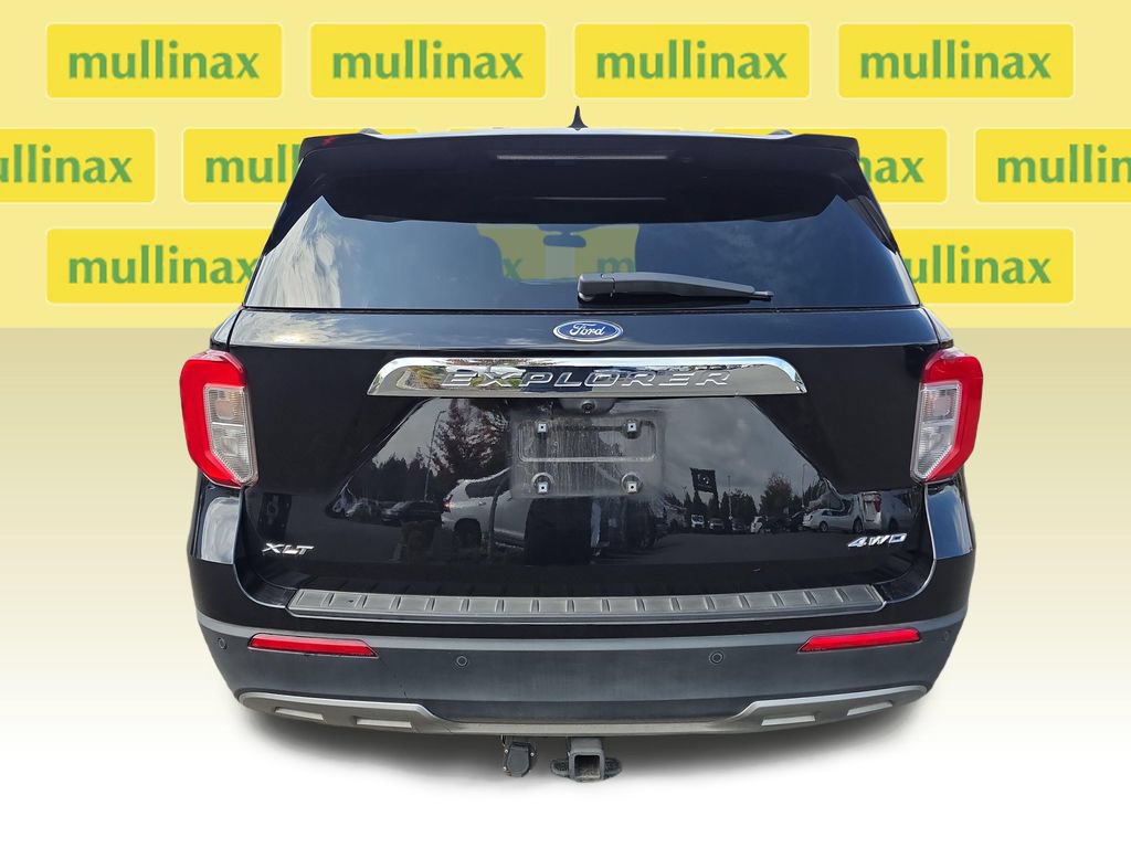 Used 2022 Ford Explorer XLT w/ Equipment Group 202A AWD/4WD image 34