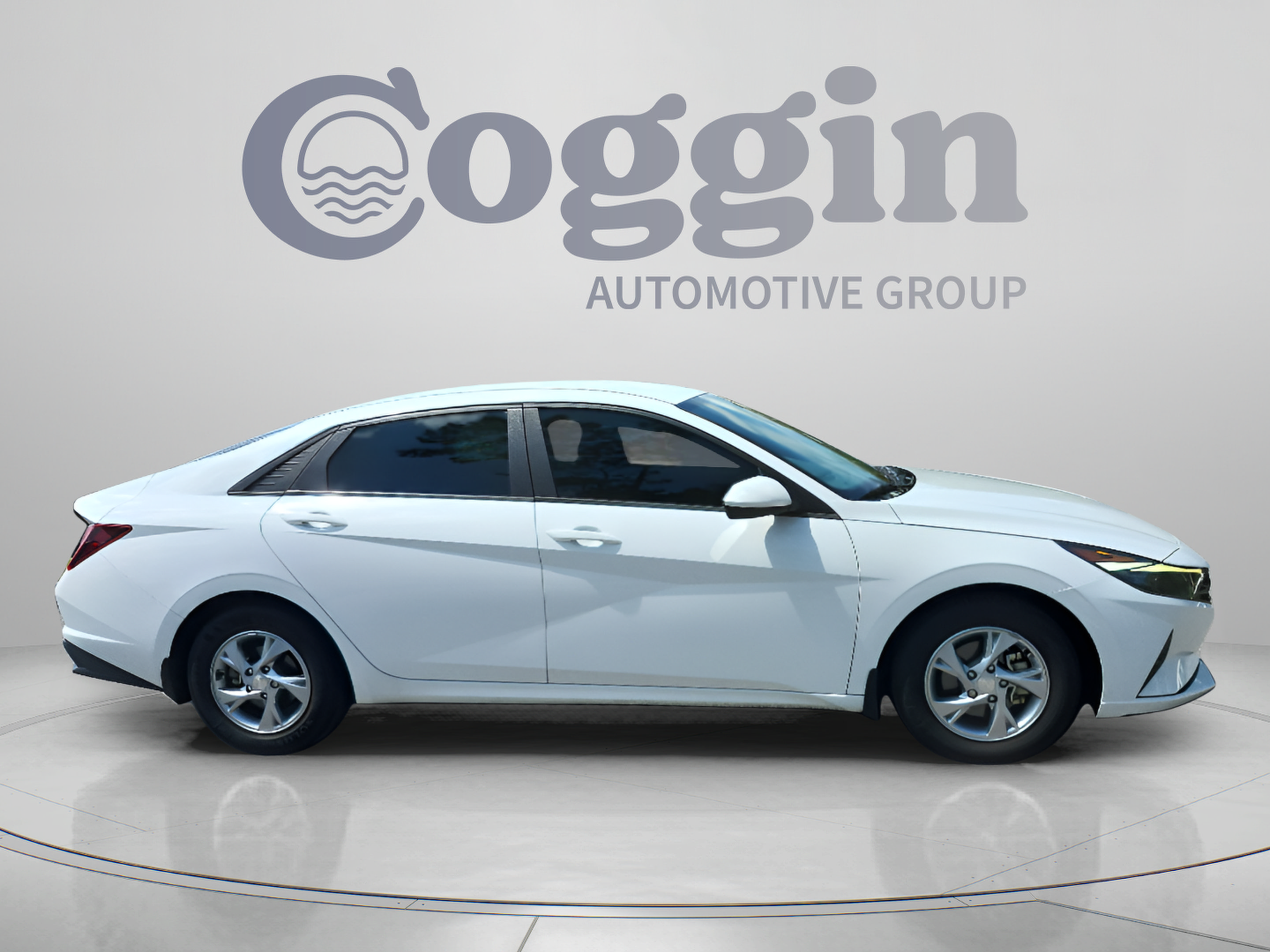 Certified 2023 Hyundai Elantra SE w/ Cargo Package FWD image 3