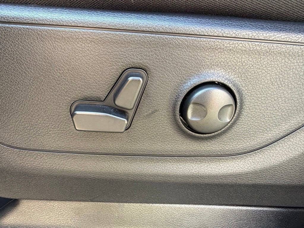 New 2026 RAM 1500 Big Horn AWD/4WD image 16
