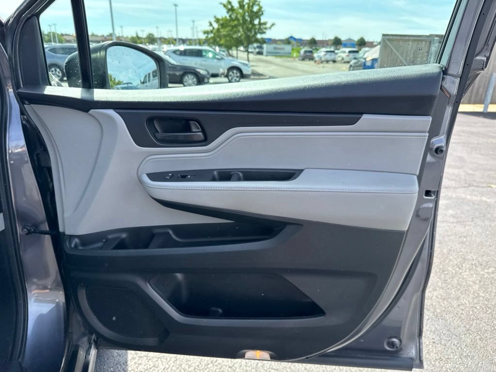 Used 2018 Honda Odyssey LX image 33