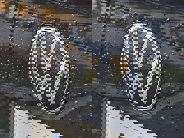 Used 2024 Volkswagen Jetta GLI Autobahn image 33