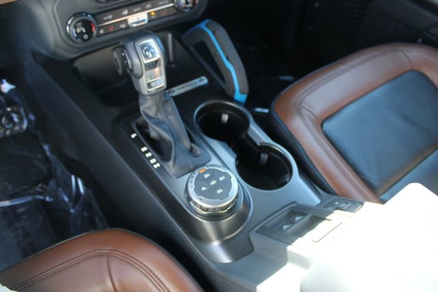 Used 2022 Ford Bronco Outer Banks AWD/4WD image 7