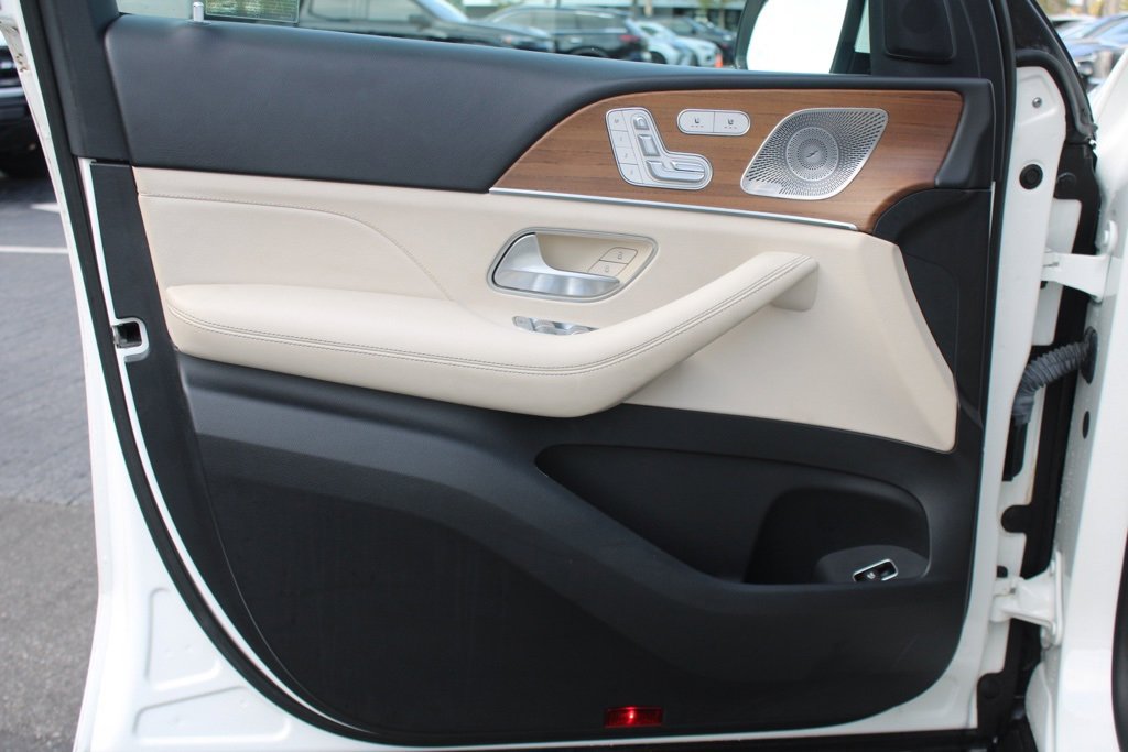 Used 2022 Mercedes-Benz GLE 450 4MATIC w/ AMG Line Exterior image 12