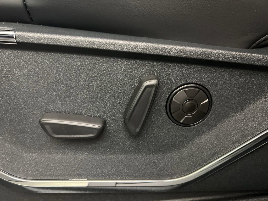 New 2026 Ford F250 Platinum AWD/4WD image 33