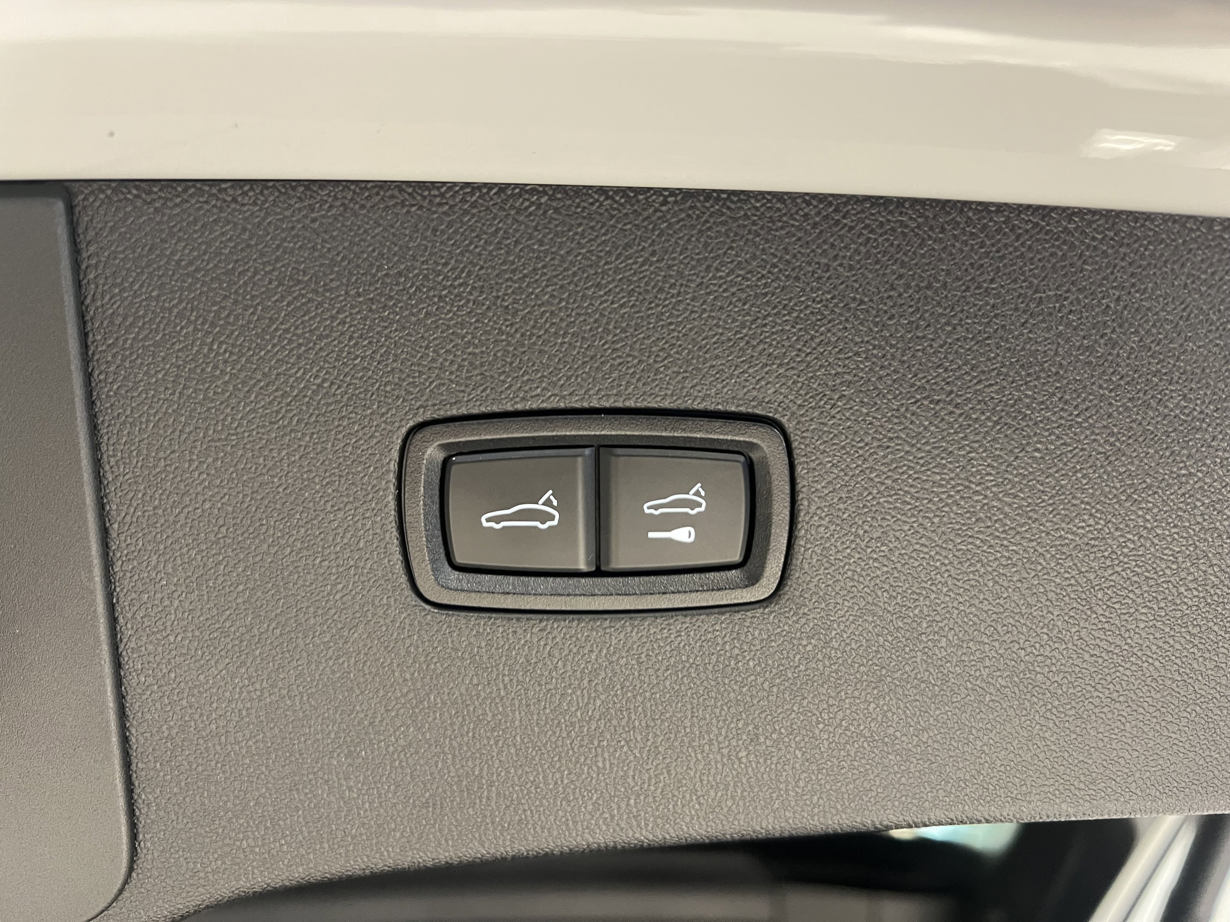 Used 2024 Porsche Cayenne Turbo GT AWD/4WD image 12