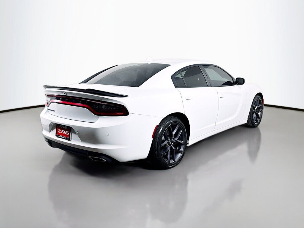 Used 2023 Dodge Charger SXT w/ Blacktop Package RWD image 5