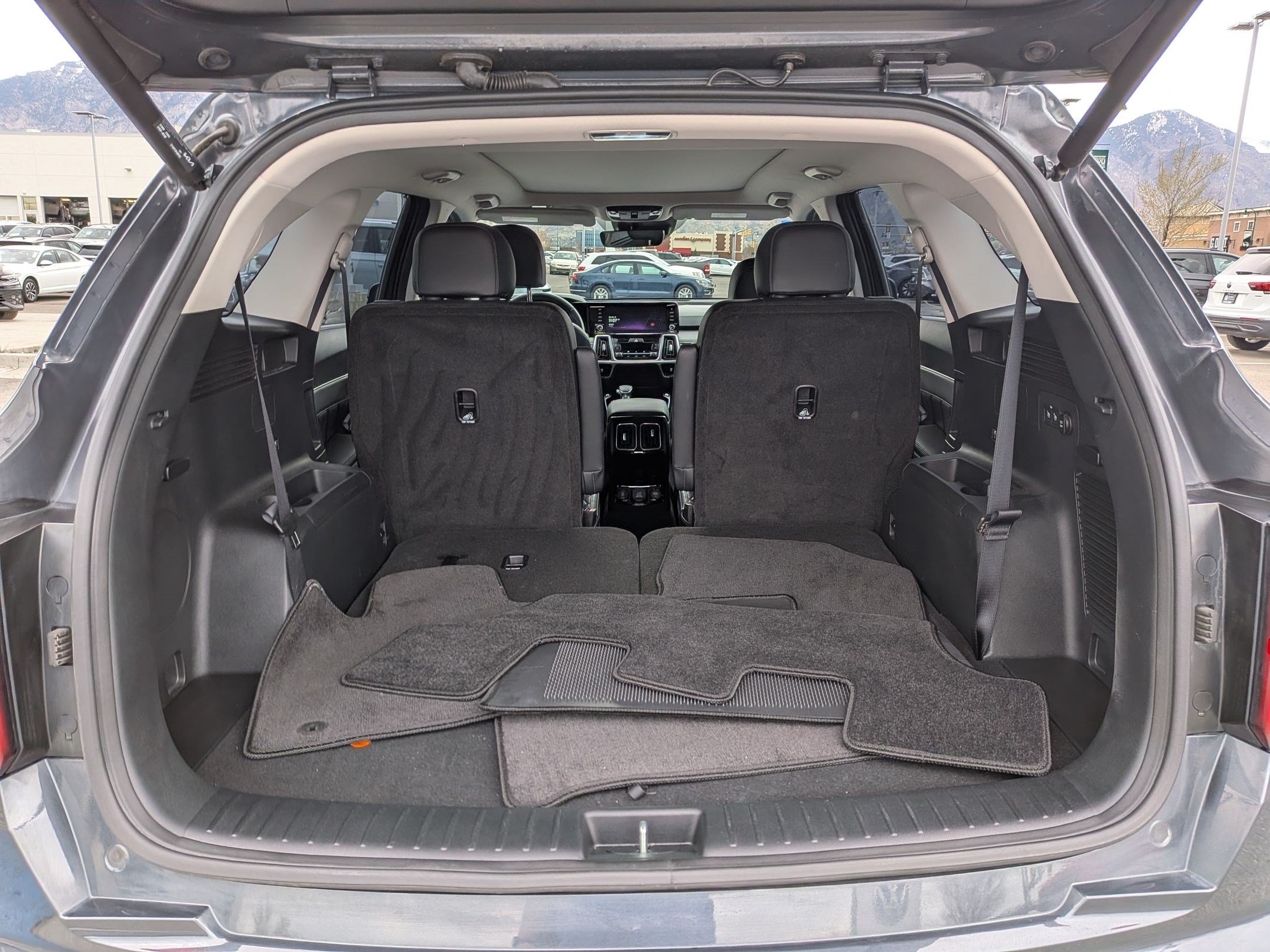 Used 2023 Kia Sorento SX AWD/4WD image 28