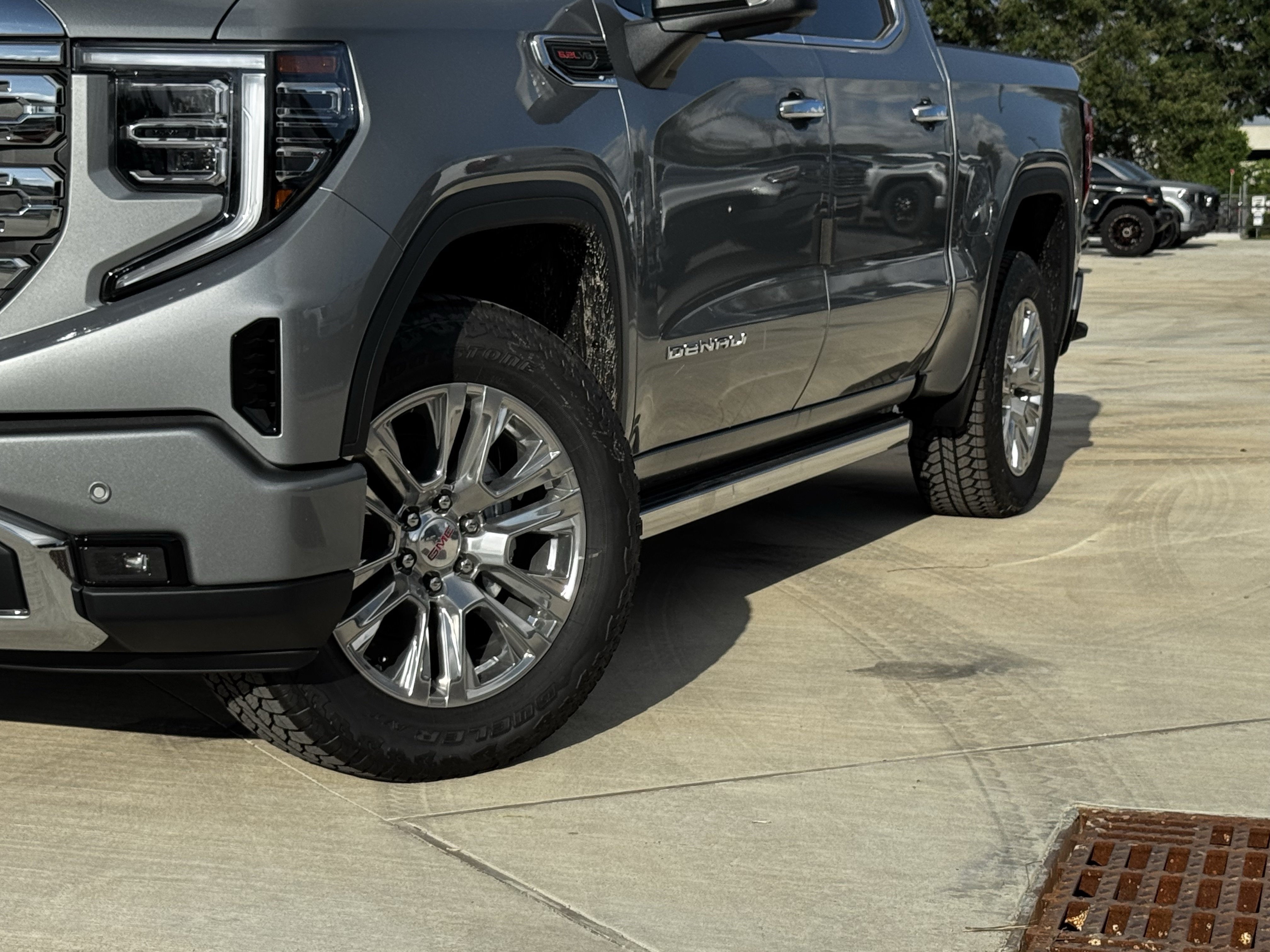 New 2026 GMC Sierra 1500 Denali w/ Technology Package AWD/4WD image 3