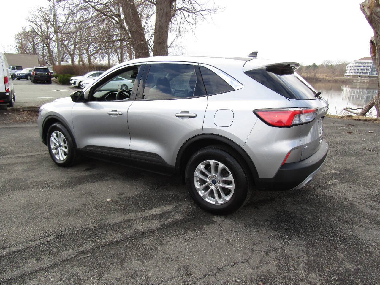 Used 2022 Ford Escape SE AWD/4WD image 39