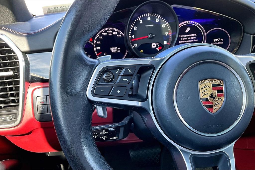 Used 2022 Porsche Cayenne image 11