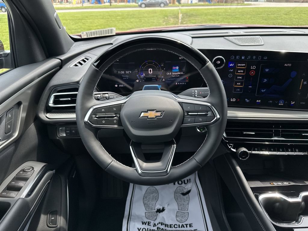 New 2025 Chevrolet Traverse LT w/ Enhanced Driving Package image 14