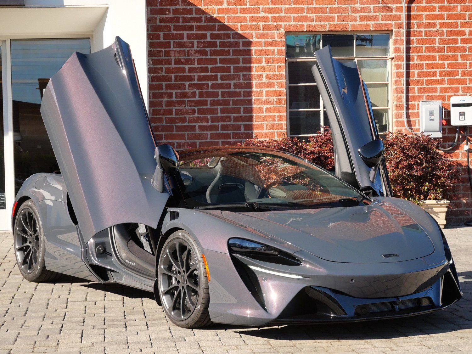 New 2026 McLaren Artura Spider image 17