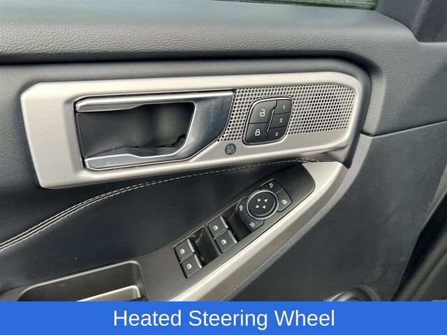 Used 2022 Ford Explorer Limited w/ Equipment Group 301A image 19