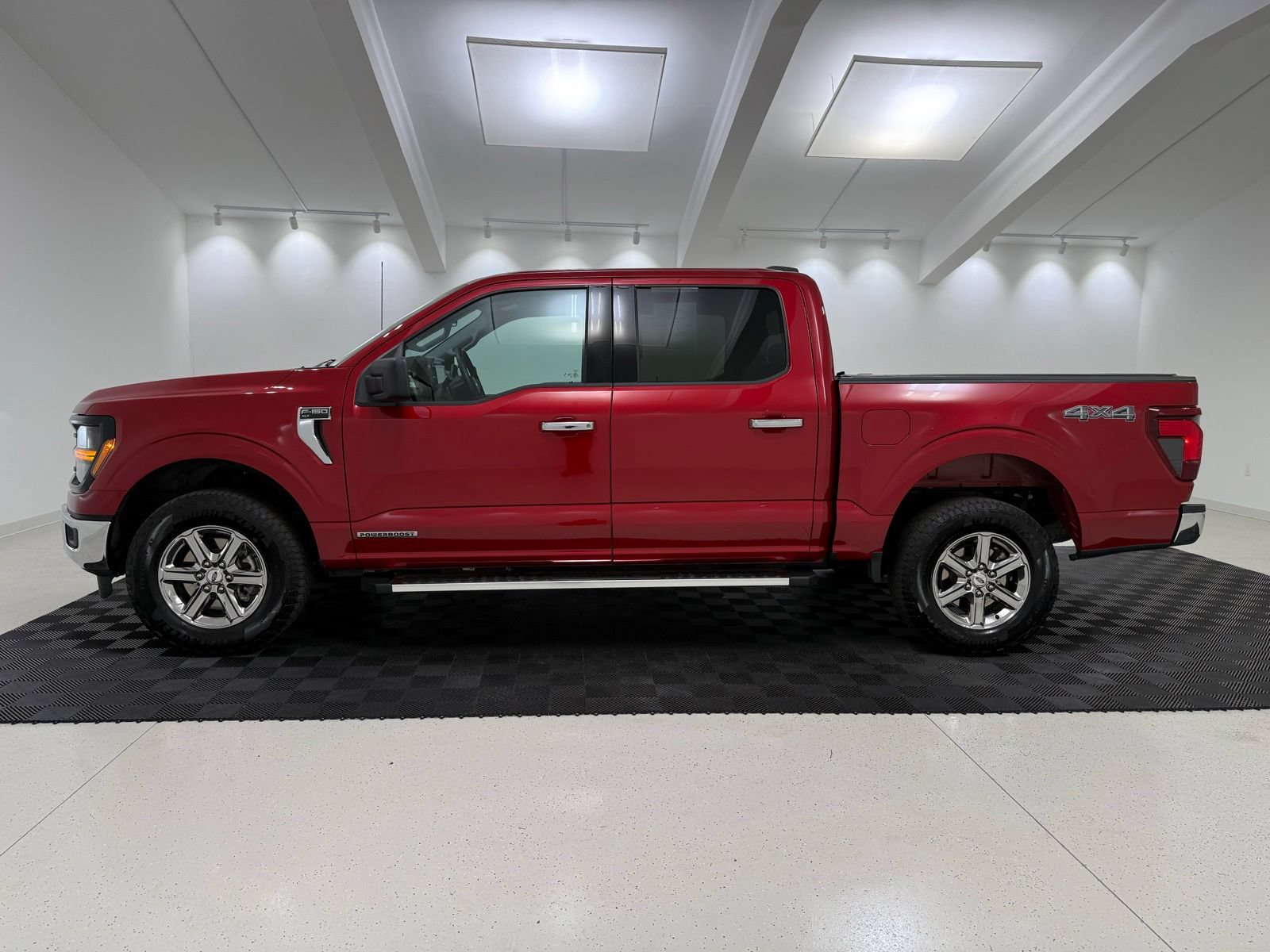 Used 2025 Ford F150 XLT w/ Equipment Group 301A Standard AWD/4WD image 4