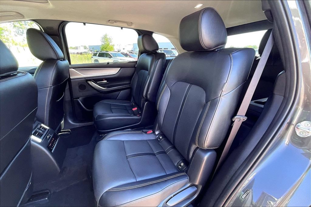 Used 2024 MAZDA CX-90 Plug-In Hybrid w/ Preferred AWD/4WD image 26