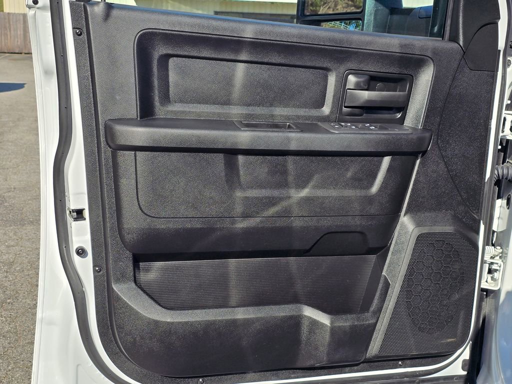 Used 2025 RAM 3500 Tradesman w/ Chrome Appearance Group image 45