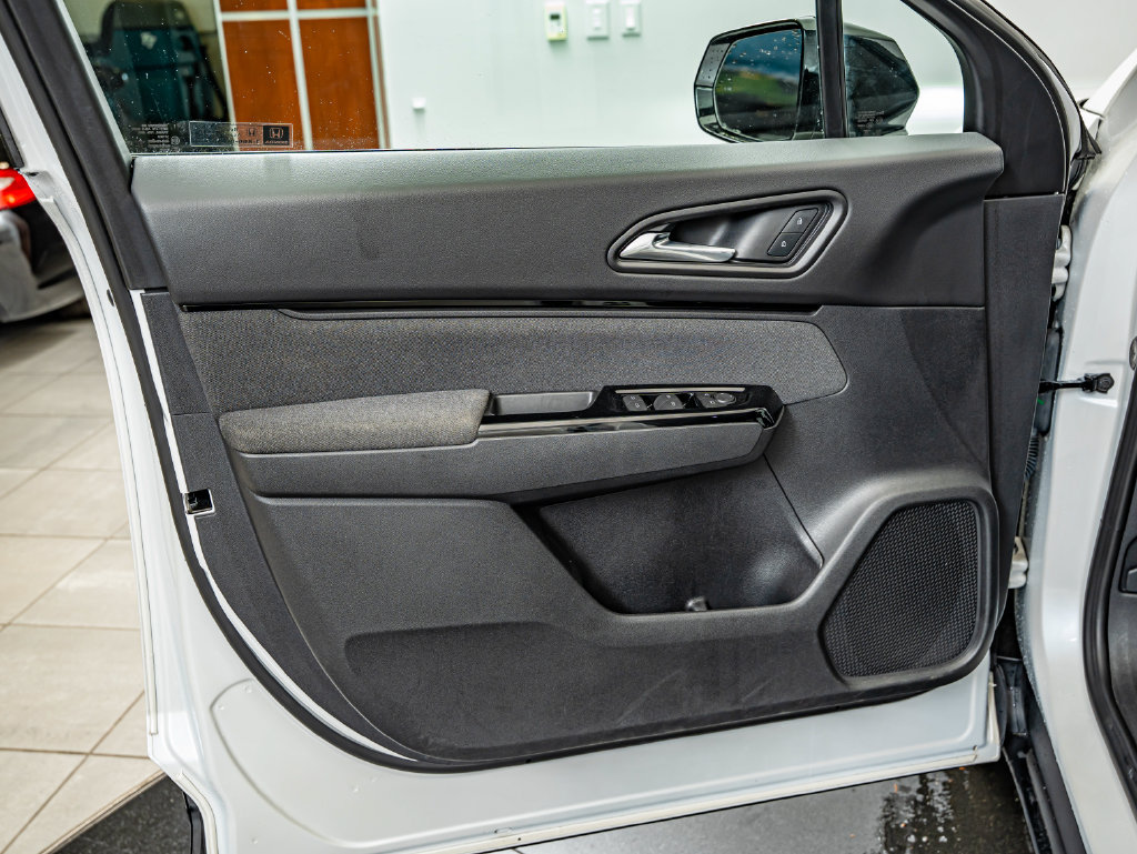 Used 2024 Honda Prologue EX image 18