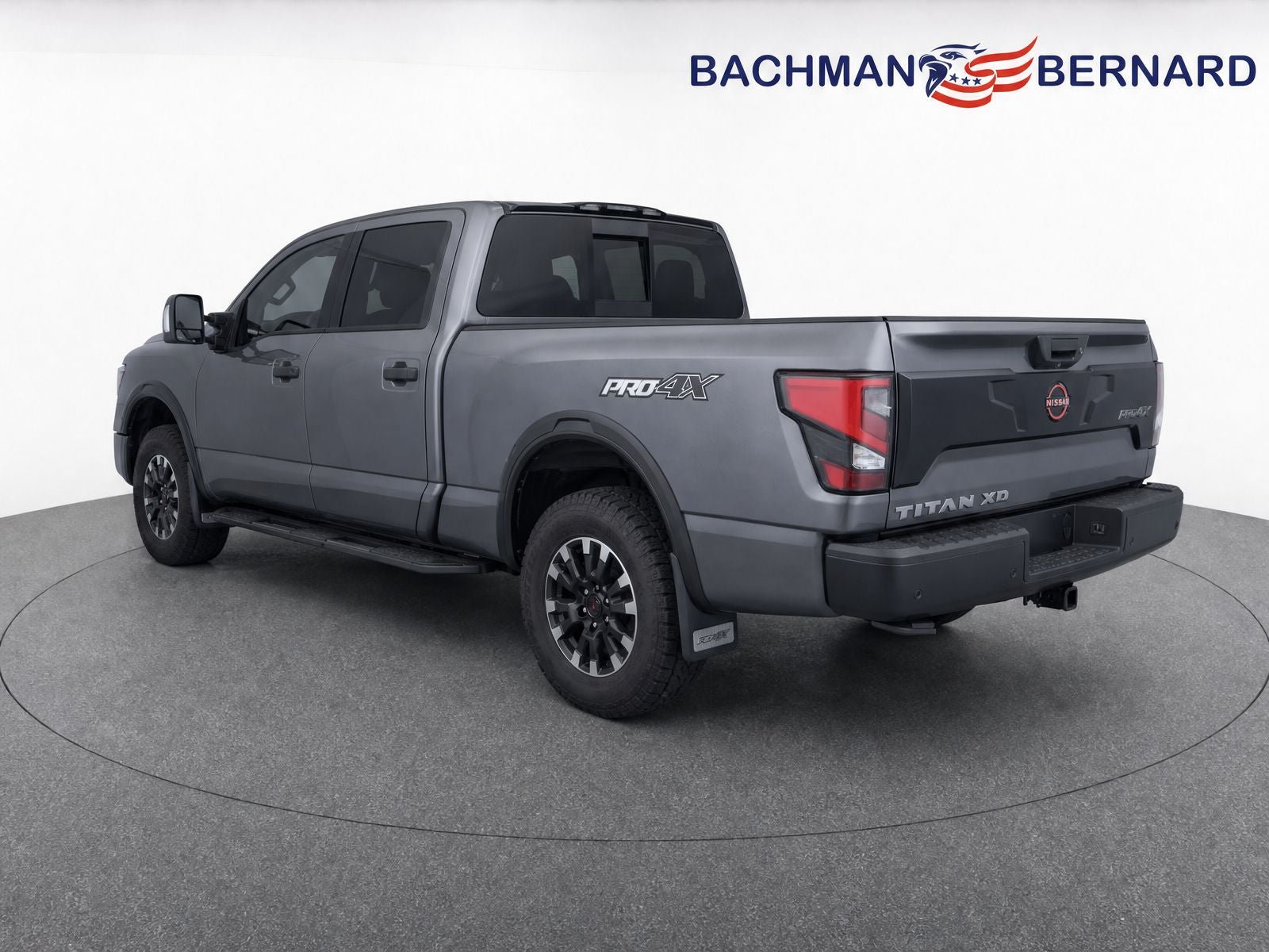 Used 2024 Nissan Titan PRO-4X w/ Pro-4x Convenience Package AWD/4WD image 5