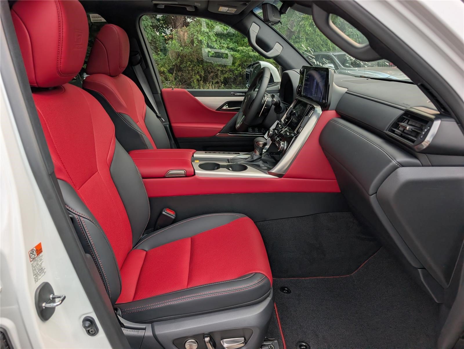New 2026 Lexus LX 600 F Sport w/ Accessory Package (2T) AWD/4WD image 8