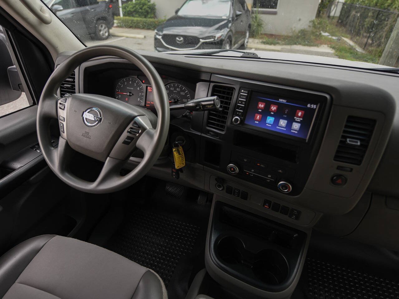 Used 2019 Nissan NV 2500 SV RWD image 13