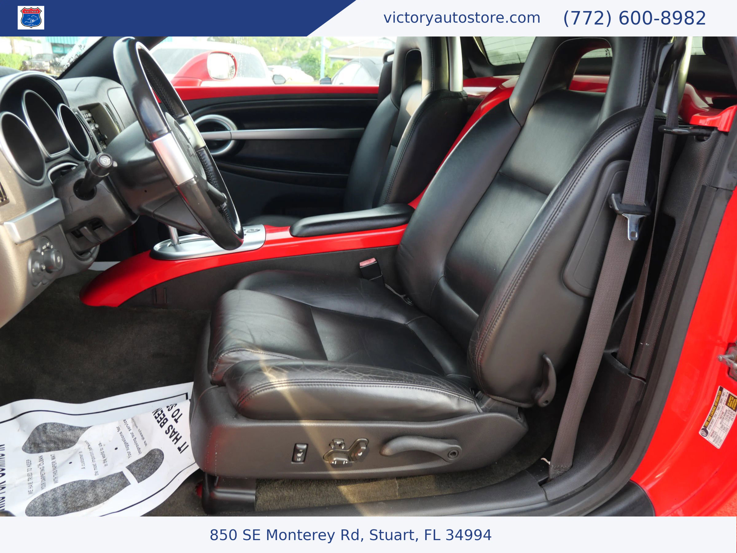 Used 2003 Chevrolet SSR w/ Preferred Equipment Group image 24