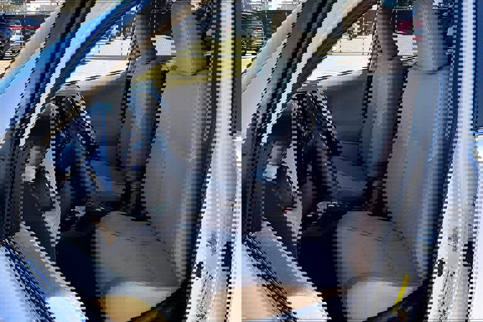 Used 2013 Toyota RAV4 XLE image 6