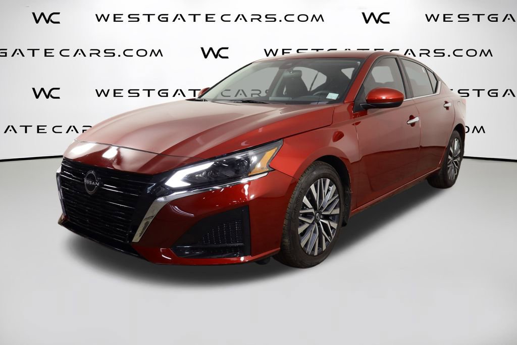 Used 2023 Nissan Altima 2.5 SV