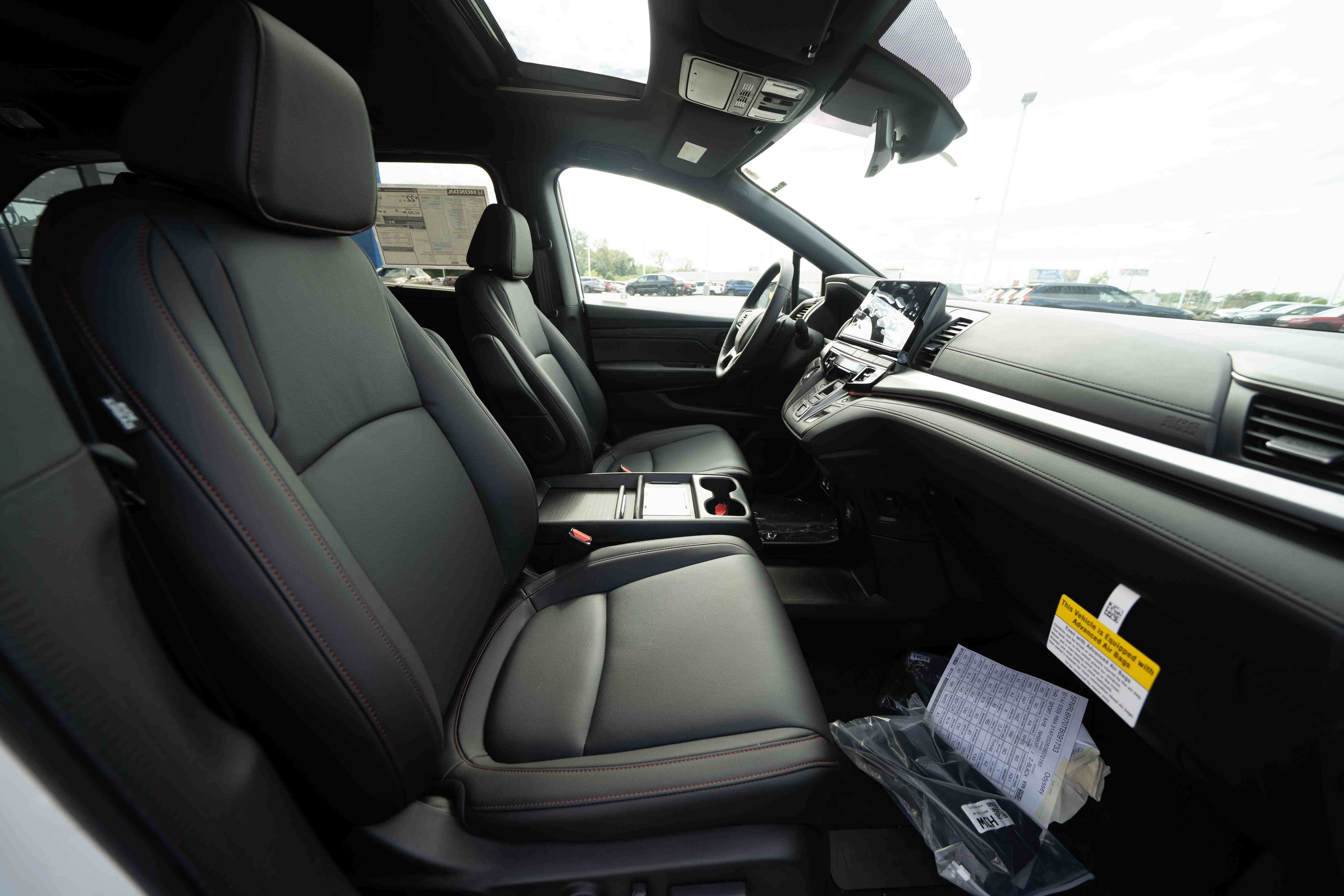 New 2026 Honda Odyssey Sport-L image 27