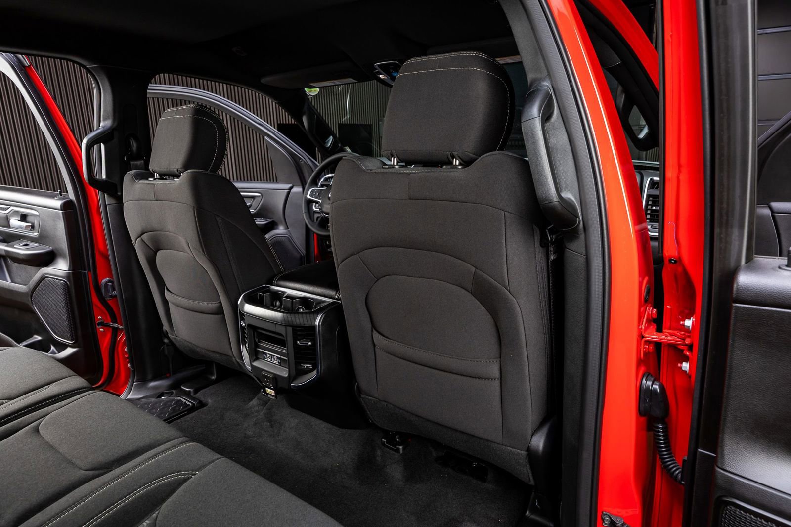 Used 2025 RAM 1500 Big Horn image 32