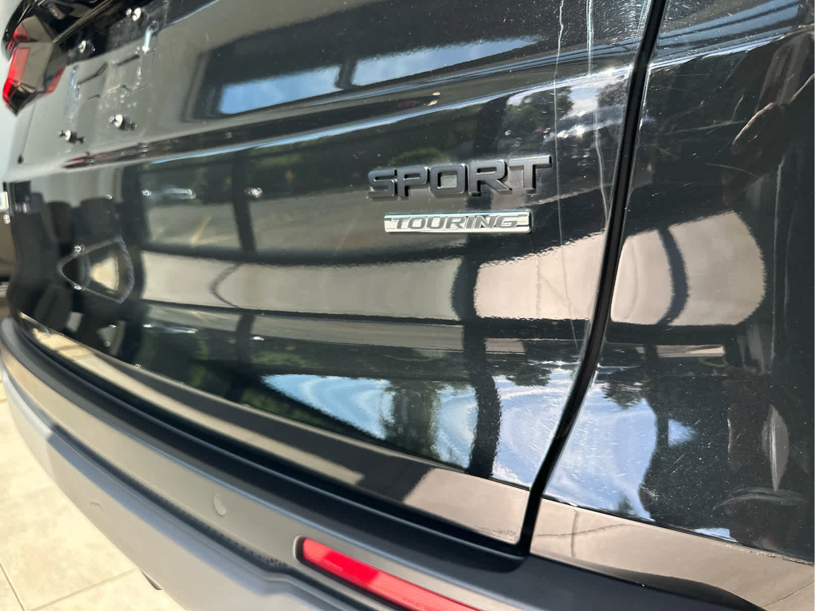Used 2025 Honda CR-V Sport Touring image 9