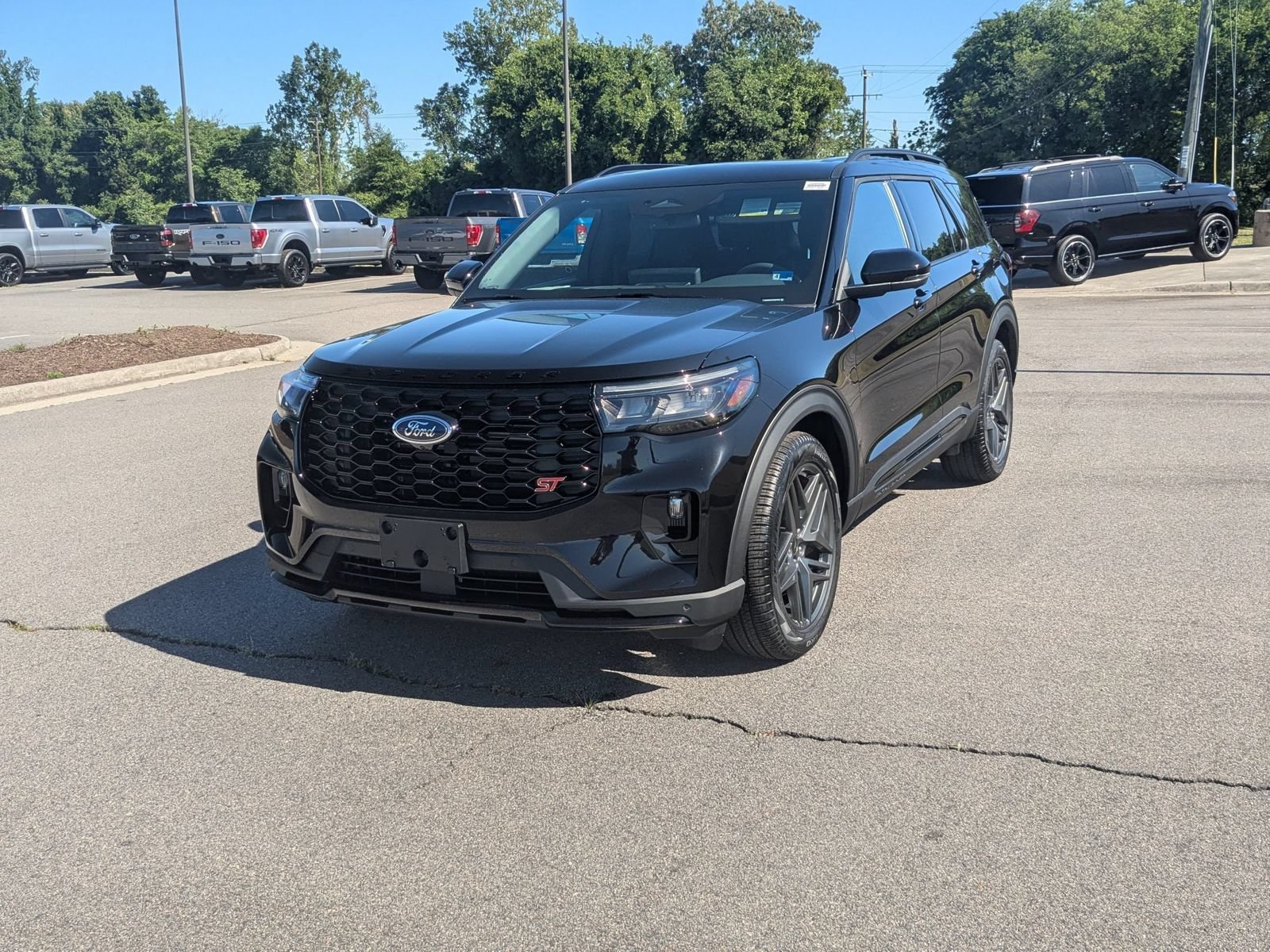 New 2026 Ford Explorer ST w/ Sun And Sound Package AWD/4WD image 7