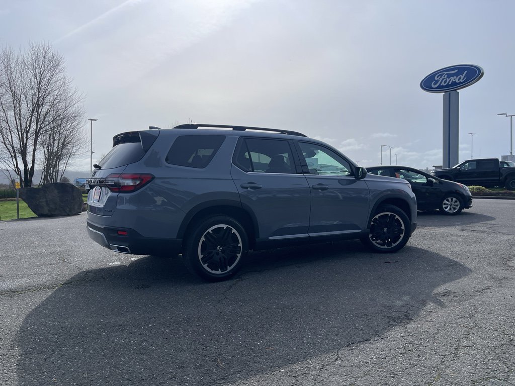 New 2026 Honda Pilot Touring image 14