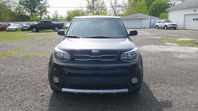 Used 2017 Kia Soul + FWD image 2