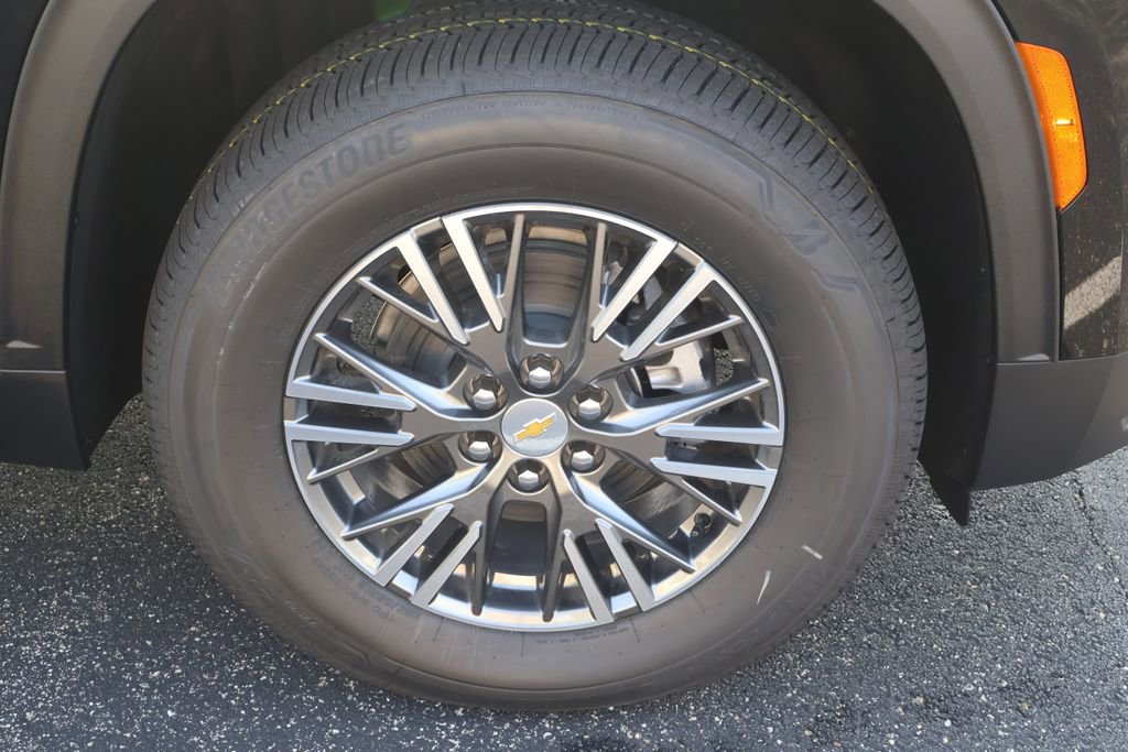 New 2026 Chevrolet Traverse LT w/ Driver Confidence Package image 5