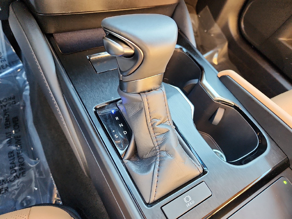 Used 2024 Lexus ES 350 w/ Premium Package FWD image 15
