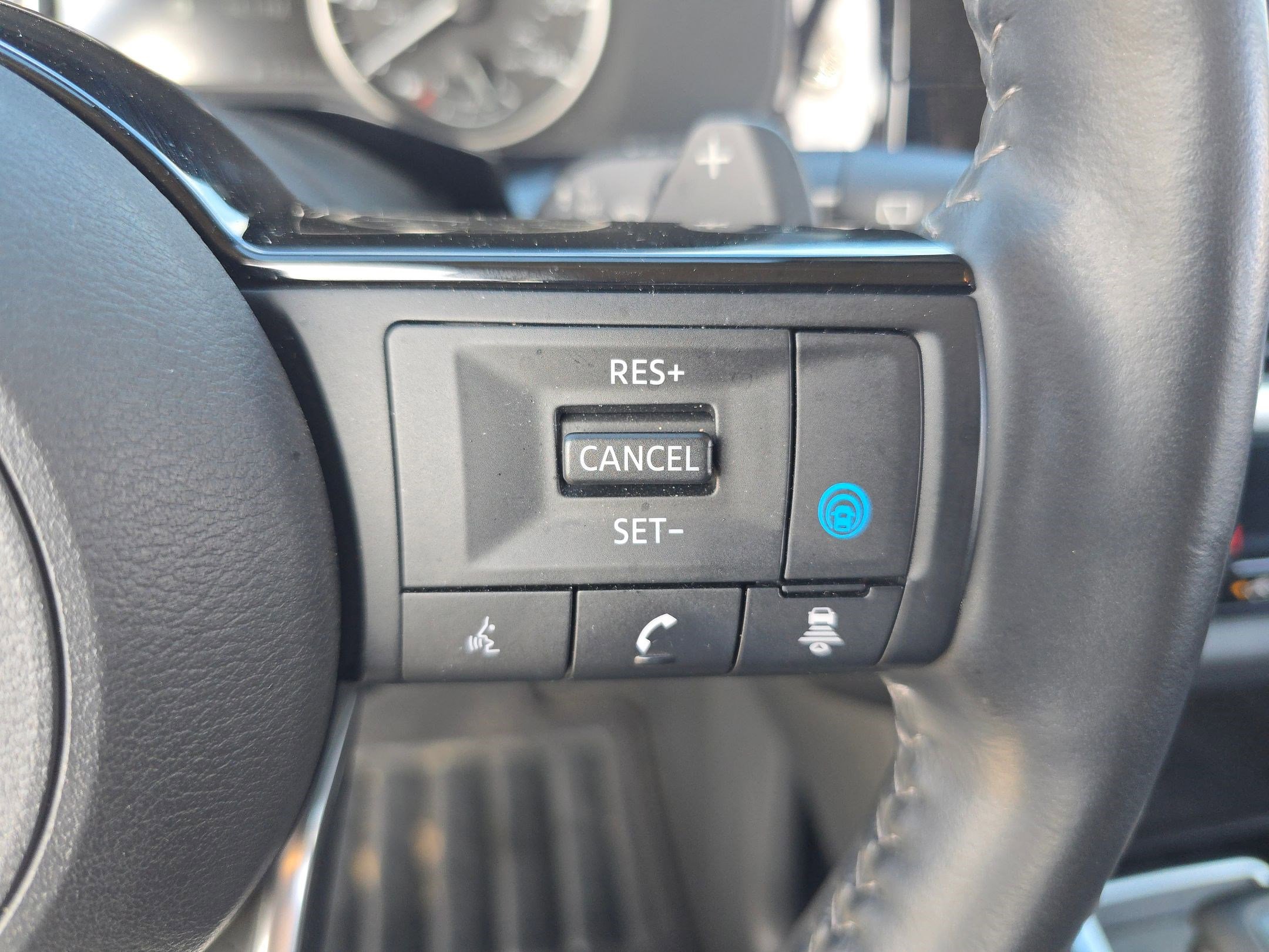 Used 2024 Nissan Pathfinder SL image 21