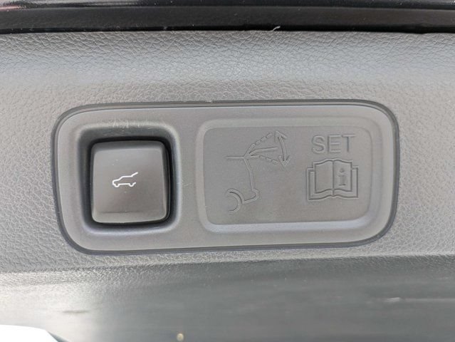 Used 2022 Ford Expedition XLT RWD image 13