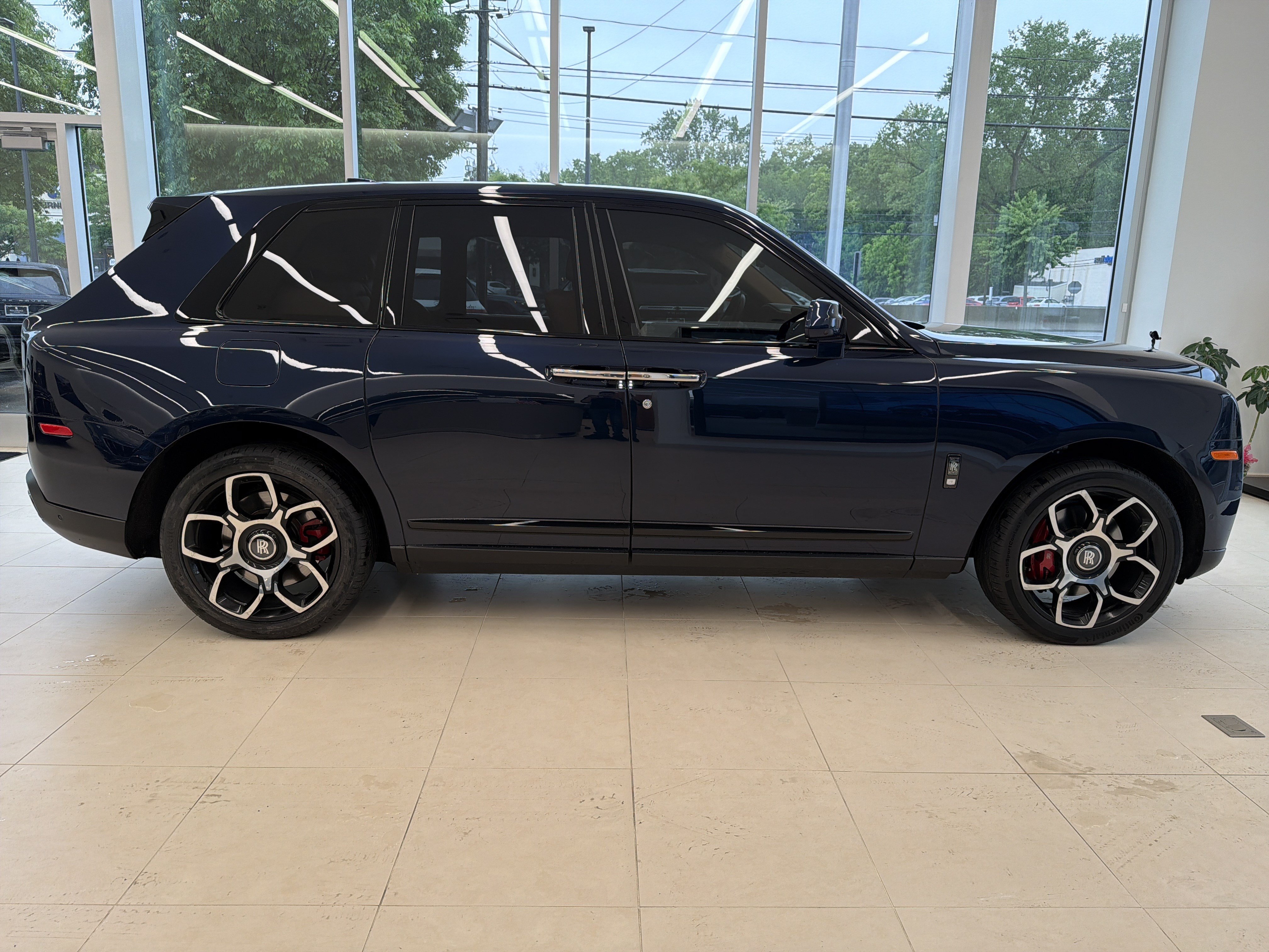 Certified 2024 Rolls-Royce Cullinan Black Badge AWD/4WD image 13