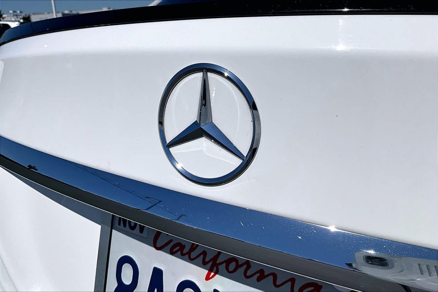 Used 2017 Mercedes-Benz C 300 4MATIC Sedan image 30