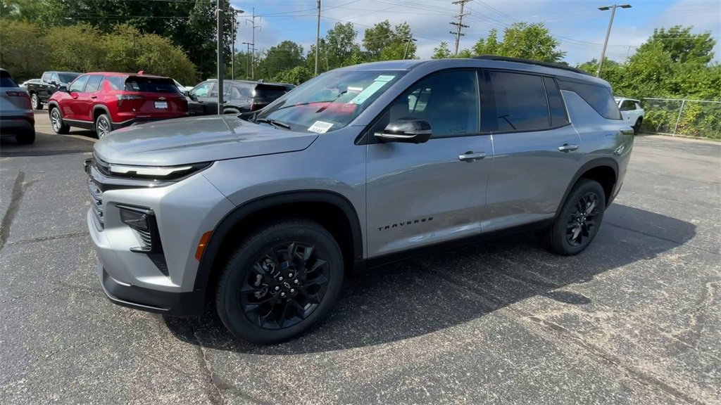 New 2026 Chevrolet Traverse LT w/ Midnight/Sport Edition image 6