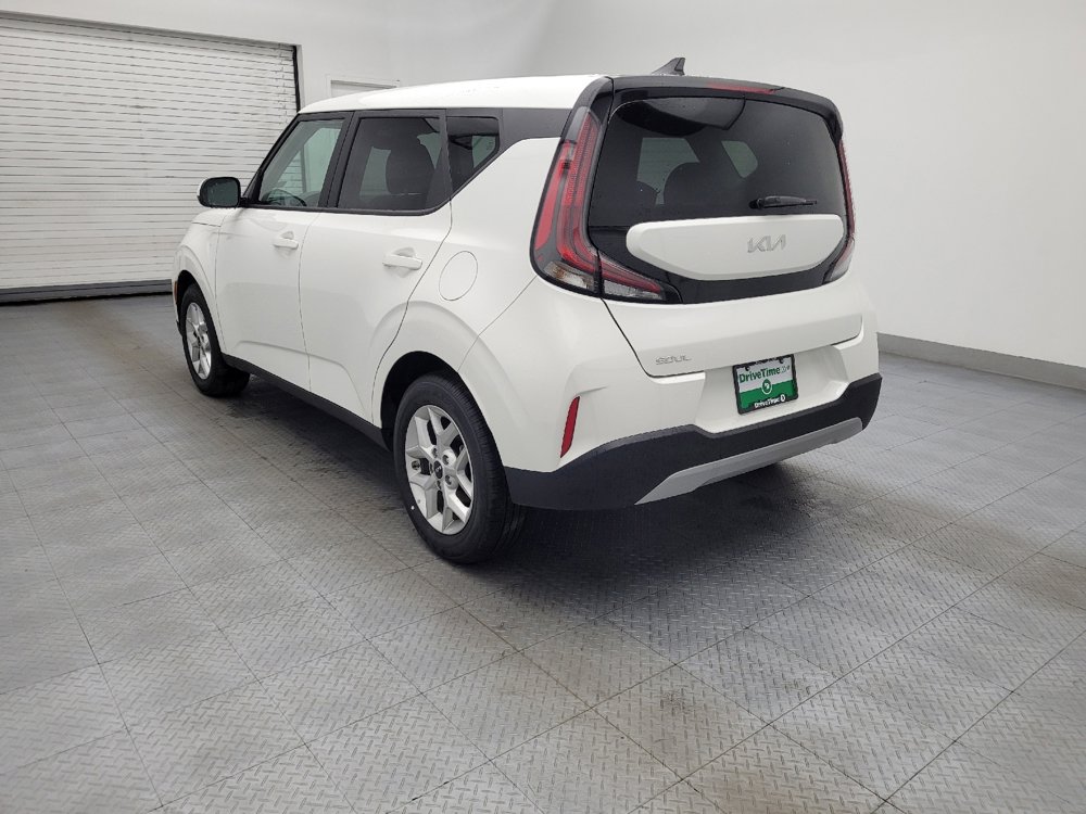 Used 2025 Kia Soul S image 5