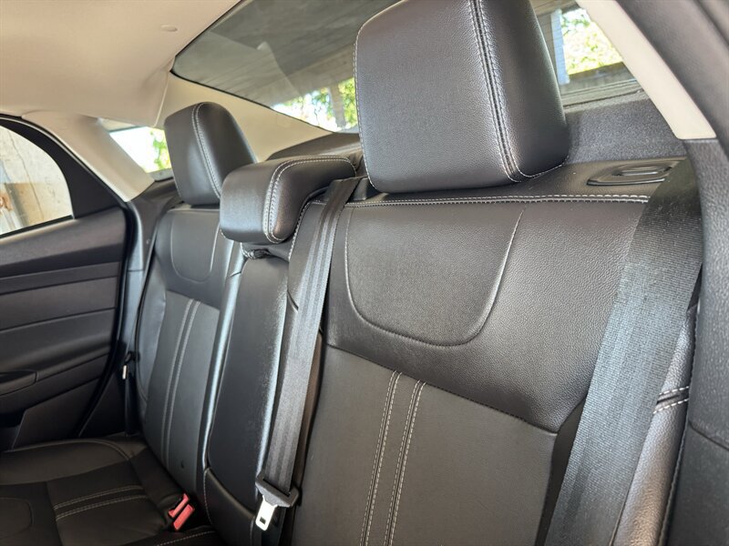 Used 2014 Ford Focus SE w/ Equipment Group 201A FWD image 15