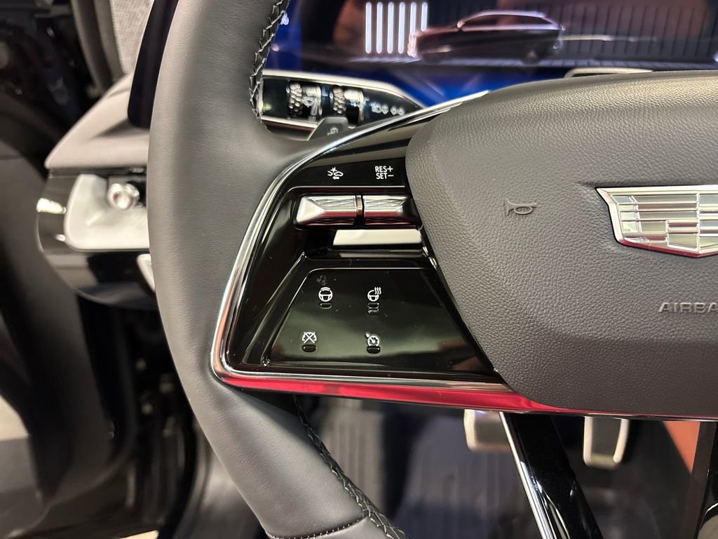 New 2026 Cadillac Optiq Luxury 2 w/ LPO, Floor Liner Package image 35