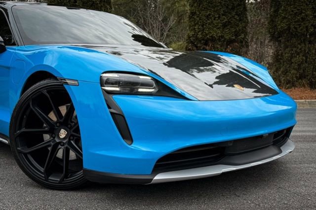 Used 2022 Porsche Taycan 4 Cross Turismo image 5