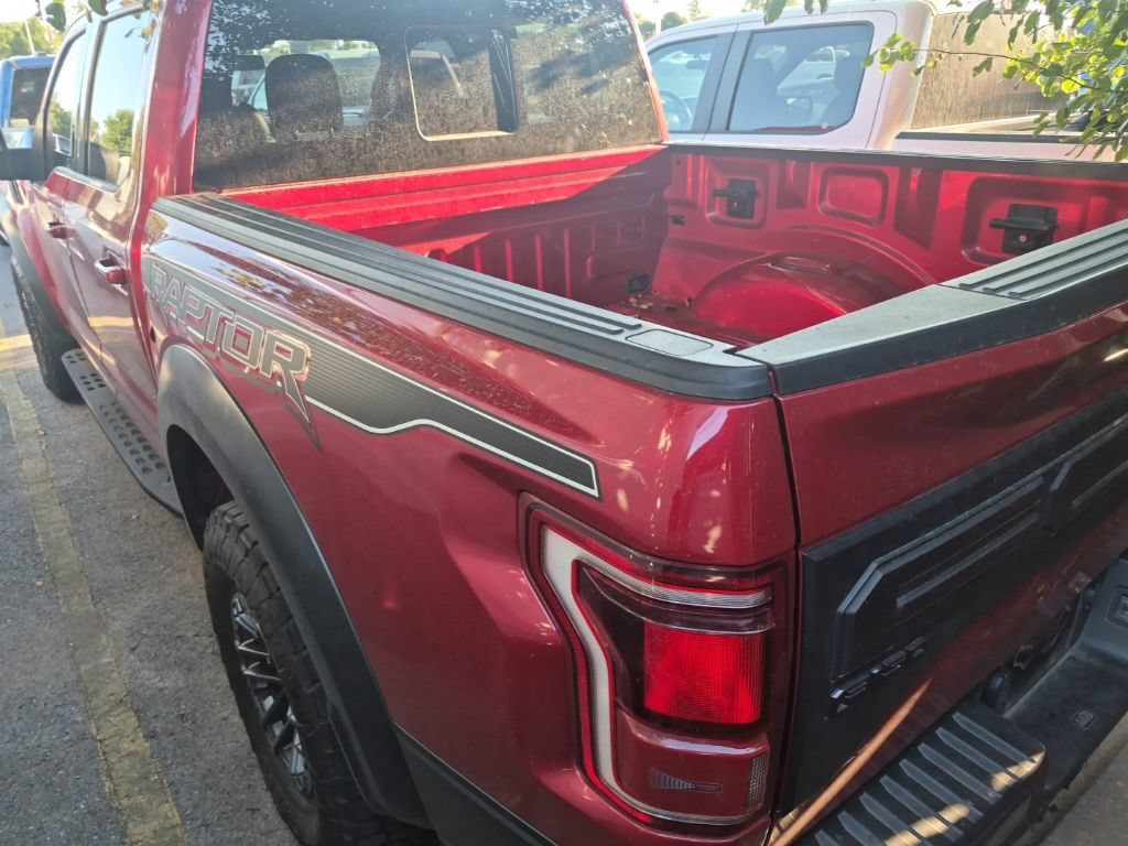 Used 2020 Ford F150 Raptor w/ Equipment Group 802A Luxury AWD/4WD image 11