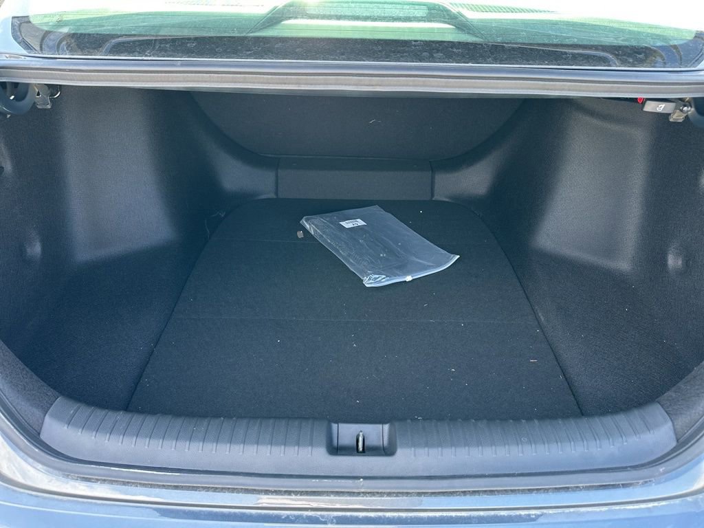 Used 2025 Honda Accord LX image 9