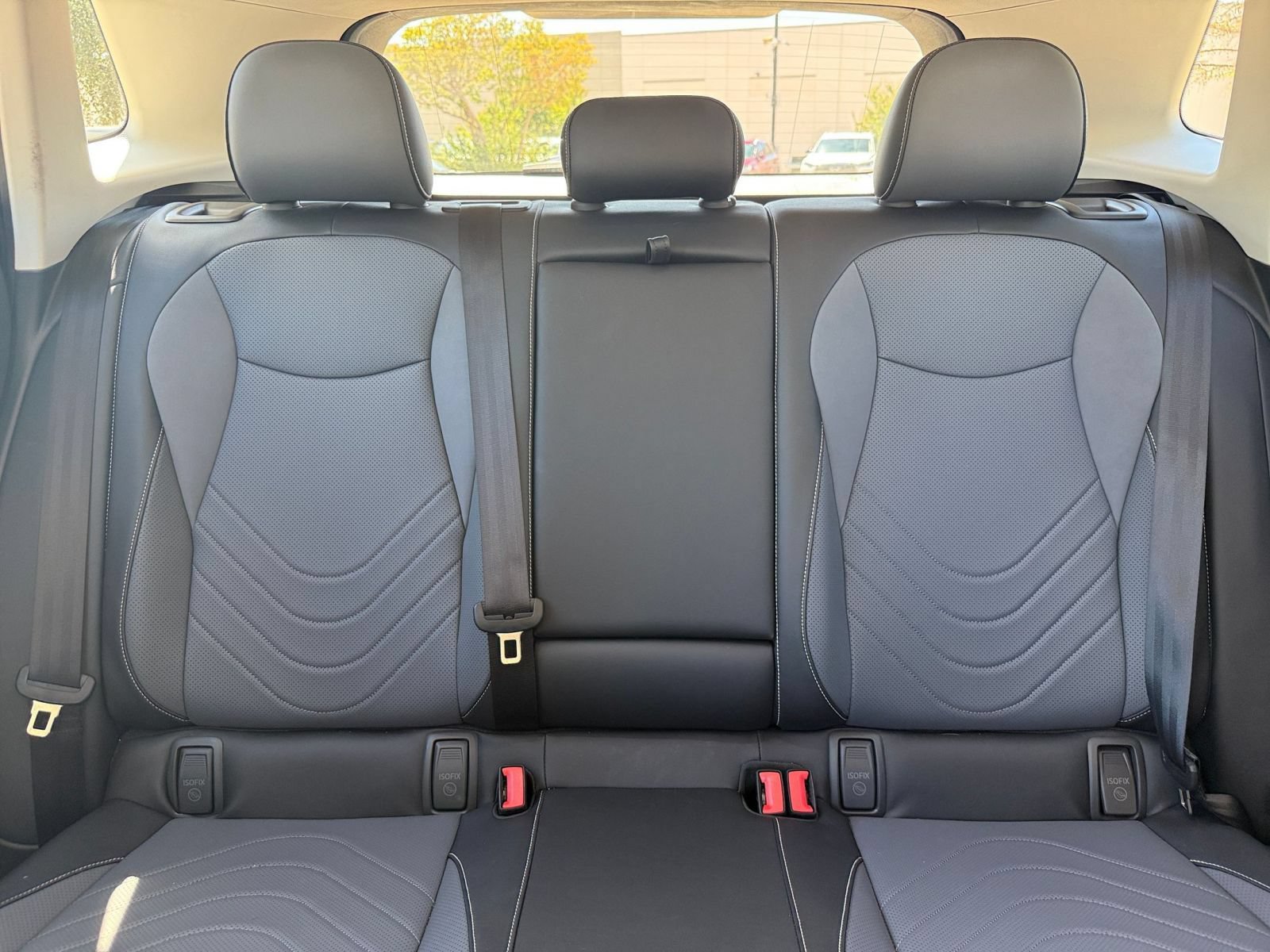 Used 2026 Volkswagen Tiguan SE AWD/4WD image 39